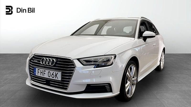 Vit Begagnad 2019 Audi A3 e-tron Sport Halvkombi | 229 000 kr (Superpris) - Bild 1/4