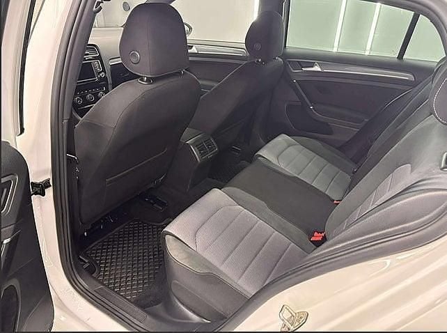 Begagnad VW Golf VII GT 150 HK (110 kW) 2016 Vit Halvkombi