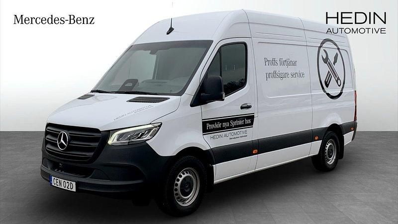 Vit (white) Begagnad 2024 Mercedes Sprinter Van | 599 900 kr (Marknadspris) - Bild 1/4