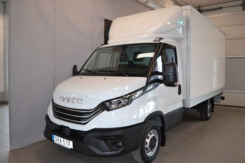Vit Ny 2025 Iveco Daily Van | 686 250 kr (Lite dyr) - Bild 1/4