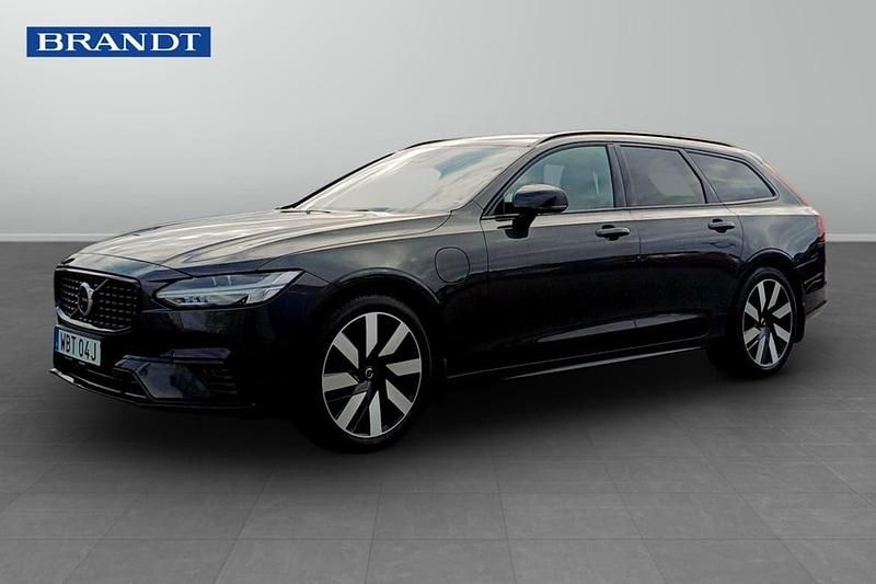 Grå Begagnad 2025 Volvo V90 Plus Kombi | 499 900 kr (Marknadspris) - Bild 1/4
