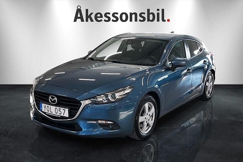 Begagnad Mazda 3 Core 105 HK (77 kW) 2016 Eternal blue metallic Halvkombi