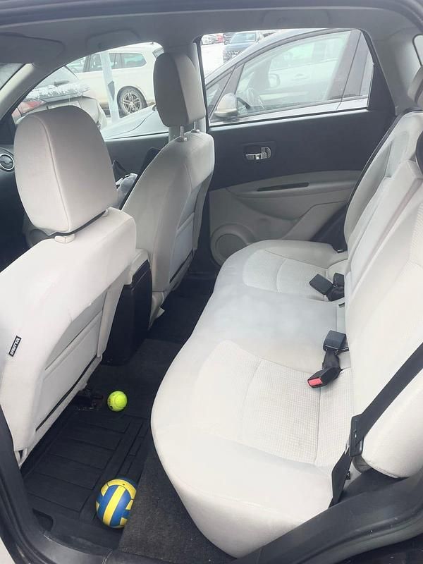 Begagnad Nissan Qashqai 130 HK (95 kW) 2013 SUV