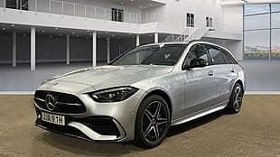 Silver Begagnad 2024 Mercedes C300e AMG line Kombi | 509 000 kr (Marknadspris) - Bild 1/1