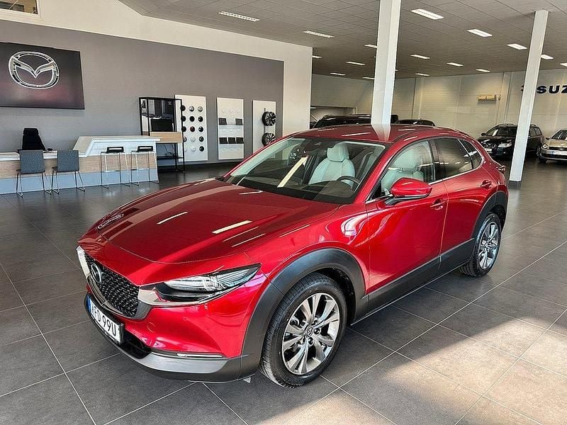 Röd Begagnad 2019 Mazda CX-30 Cosmo SUV | 259 900 kr (Marknadspris) - Bild 1/4