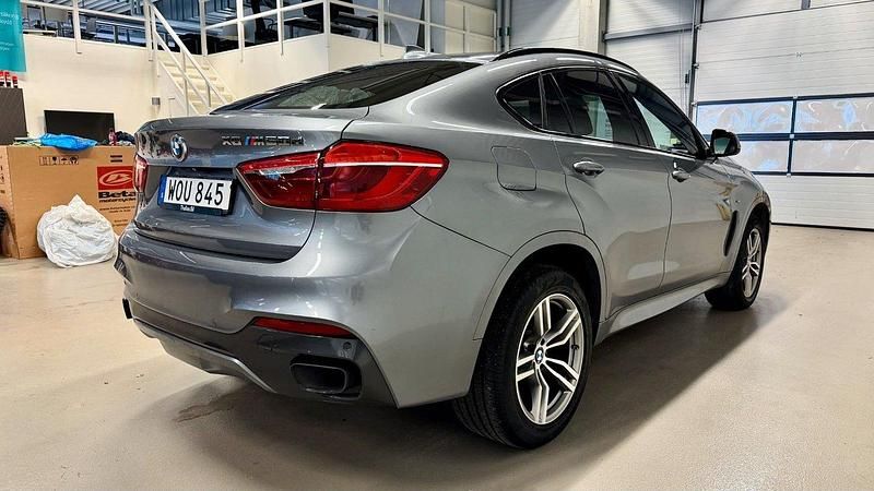 Begagnad BMW X6 M50 M Sport 381 HK (280 kW) 2014 Grå SUV