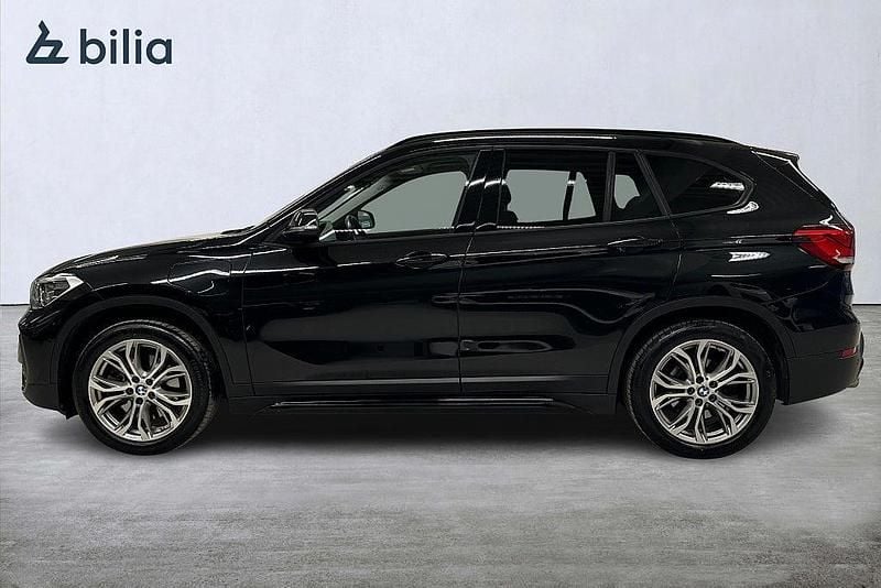 Begagnad BMW X1 Performance 125 HK (91 kW) 2020 Svart SUV