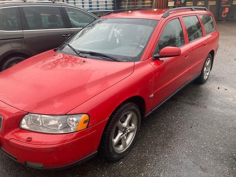Begagnad 2006 Volvo V70 Kombi | 9 500 kr (Superpris) - Bild 1/1