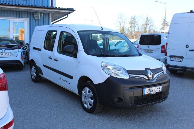 Vit Begagnad 2019 Renault Kangoo Minibuss | 129 000 kr (Dyr) - Bild 1/4