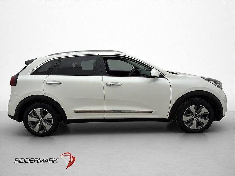Begagnad Kia Niro Advance 105 HK (77 kW) 2019 Vit SUV