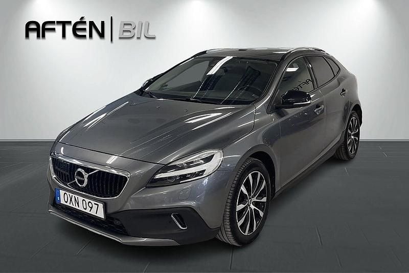 Begagnad Volvo V40 CC Pro 152 HK (111 kW) 2019 Grå Kombi
