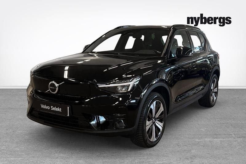 Svart Begagnad 2023 Volvo XC40 Core SUV | 375 000 kr - Bild 1/4