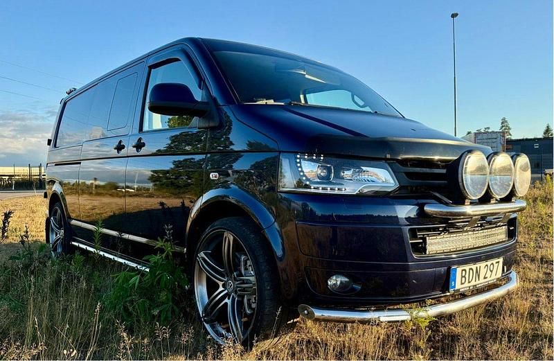 Blå Begagnad 2014 VW T5 Van | 279 000 kr - Bild 1/4