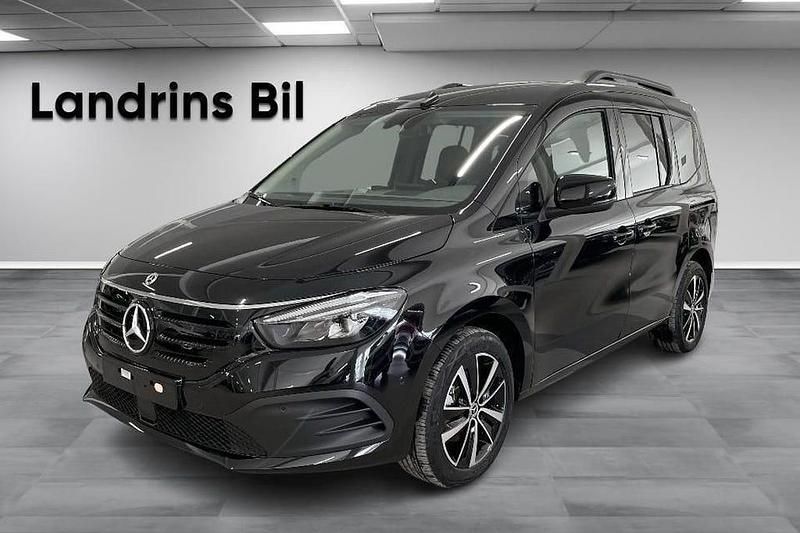 Loparitsvart metallic Begagnad 2024 Mercedes EQT200 Minibuss | 459 000 kr - Bild 1/3