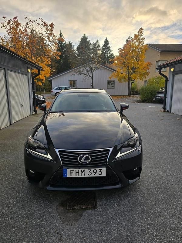 Begagnad Lexus IS300h 223 HK (164 kW) 2015 Sedan