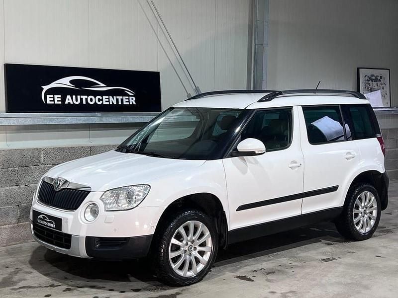 Begagnad Skoda Yeti Experience 110 HK (80 kW) 2010 Vit SUV
