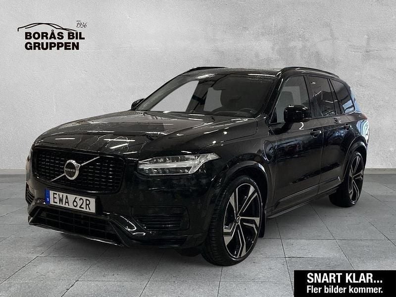 Svart Begagnad 2025 Volvo XC90 Ultra SUV | 779 000 kr (Marknadspris) - Bild 1/2