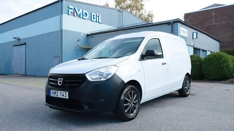 Vit Begagnad 2014 Dacia Dokker Express Van | 54 700 kr (Marknadspris) - Bild 1/4