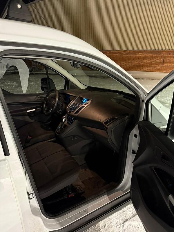 Begagnad Ford Transit Connect 120 HK (88 kW) 2016 Vit Minibuss