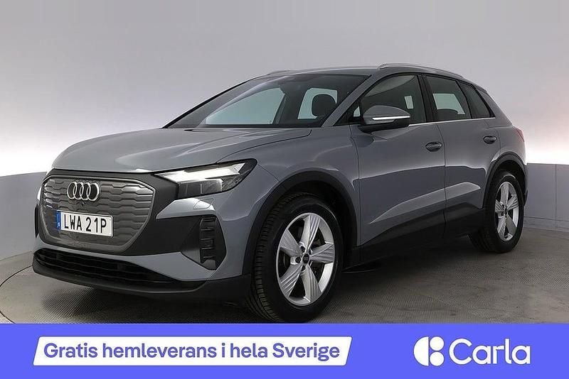 Grå Begagnad 2023 Audi Q4 e-tron Proline SUV | 376 990 kr (Superpris) - Bild 1/4