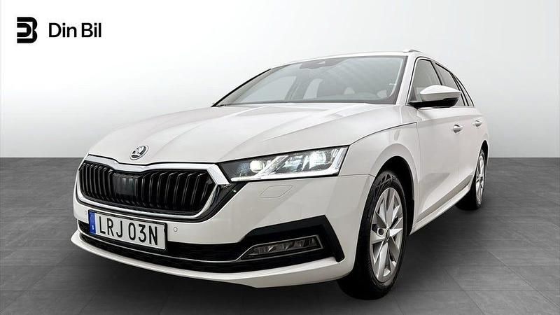 Begagnad Skoda Octavia Style 150 HK (110 kW) 2024 Vit Kombi