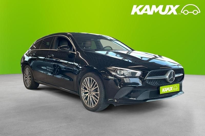 Begagnad Mercedes CLA250e Shooting Brake 218 HK (160 kW) 2023 Svart Kombi