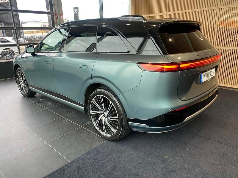 Begagnad XPENG G9 405 kW (551 HK) 2023 Grön SUV