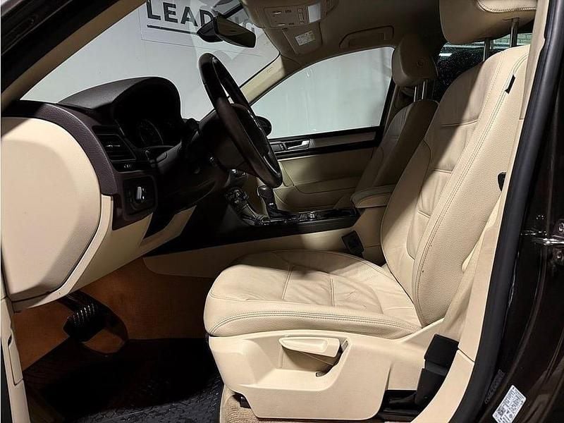 Begagnad VW Touareg 204 HK (150 kW) 2017 Brun SUV