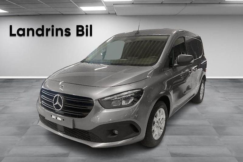 Grå Ny 2025 Mercedes Citan 112 Pickup | 373 750 kr (Marknadspris) - Bild 1/4