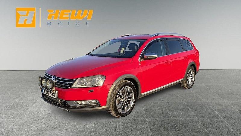 Röd Begagnad 2014 VW Passat Alltrack Kombi | 74 800 kr (Bra pris) - Bild 1/4