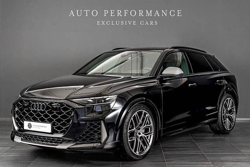 Ny 2025 Audi RS Q8 Performance SUV | 1 649 900 kr (Marknadspris) - Bild 1/4