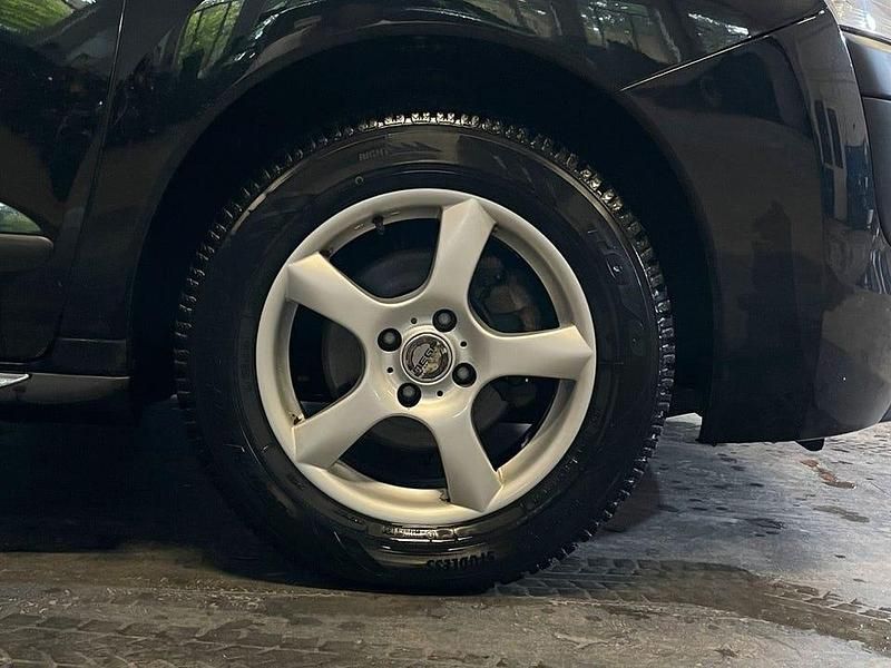 Begagnad Peugeot 3008 112 HK (82 kW) 2012 Svart Kombi