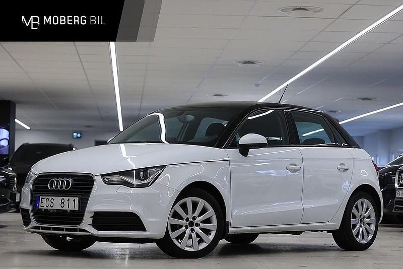 Vit Begagnad 2013 Audi A1 Sportback Sport Halvkombi | 84 900 kr (Marknadspris) - Bild 1/2