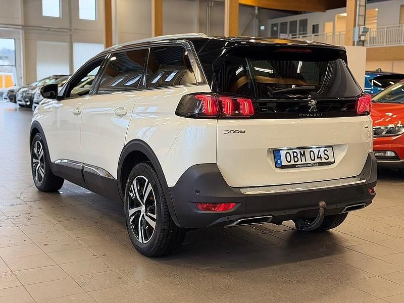 Begagnad Peugeot 5008 GTi 131 HK (96 kW) 2021 Vit SUV