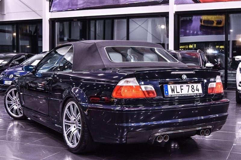 Begagnad BMW M3 343 HK (252 kW) 2003 Mörkbrun Cab