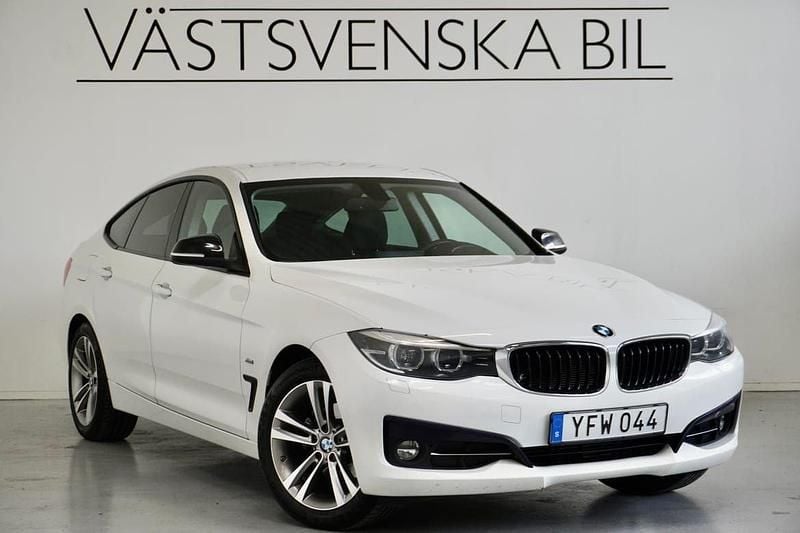 Vit Begagnad 2016 BMW 320 Gran Turismo Sport Line Halvkombi | 174 000 kr (Marknadspris) - Bild 1/4