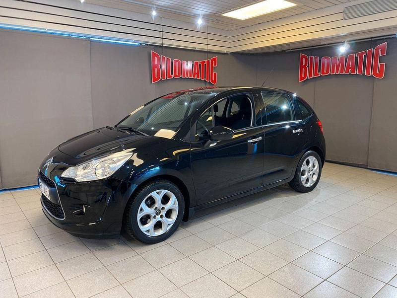 Svart Begagnad 2012 Citroën C3 Halvkombi | 64 000 kr (Marknadspris) - Bild 1/4