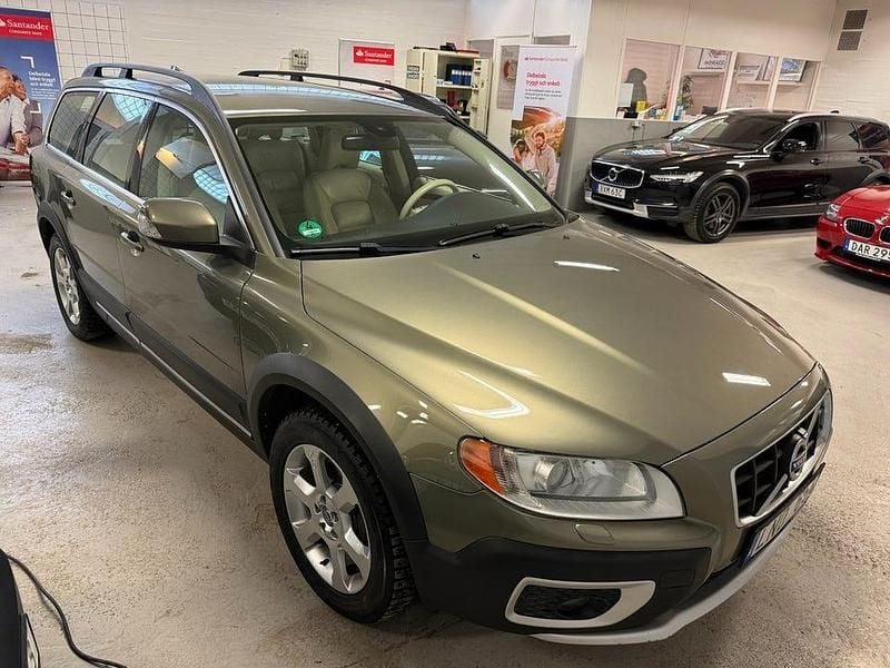 Begagnad Volvo XC70 Summum 205 HK (150 kW) 2010 Grön Kombi