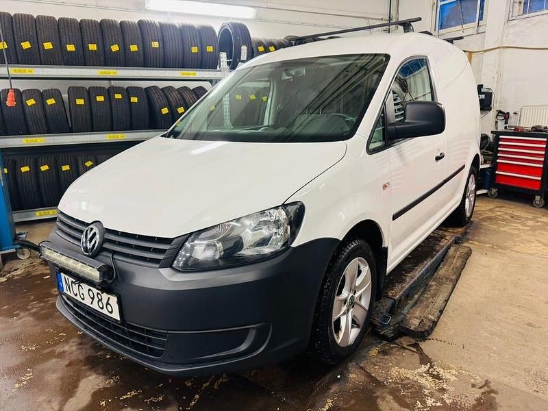 Begagnad 2013 VW Caddy Minibuss | 70 000 kr (Marknadspris) - Bild 1/4