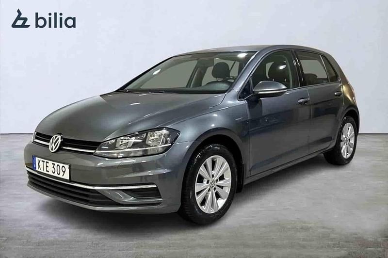Grå Begagnad 2018 VW Golf VII Halvkombi | 167 500 kr (Lite dyr) - Bild 1/1