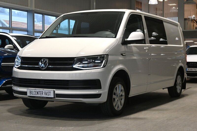 Vit Begagnad 2016 VW T6 Van | 209 000 kr - Bild 1/4