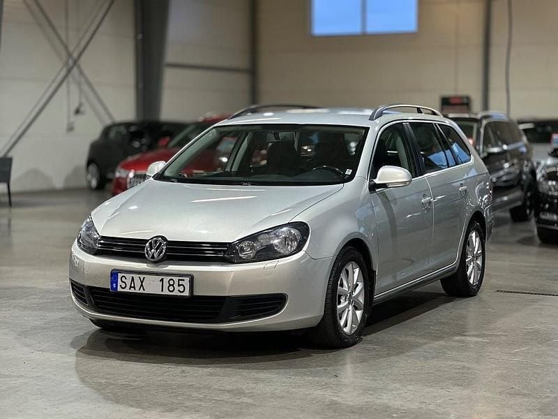 Ljusbrun Begagnad 2010 VW Golf Kombi | 69 900 kr (Marknadspris) - Bild 1/4