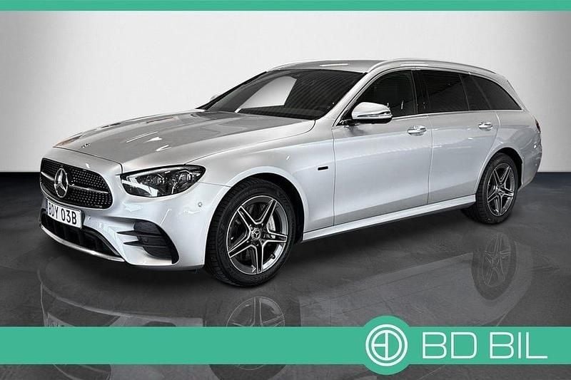 Silvermetallic Begagnad 2021 Mercedes E300 Premium Kombi | 369 900 kr (Marknadspris) - Bild 1/3