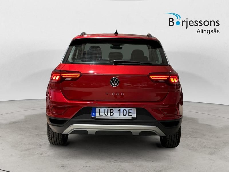 Begagnad VW T-Roc 112 HK (82 kW) 2023 Röd SUV