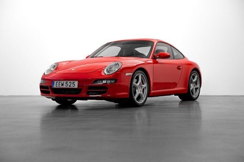Röd Begagnad 2004 Porsche 911 Carrera S Sport Sportkupé | 519 000 kr - Bild 1/4