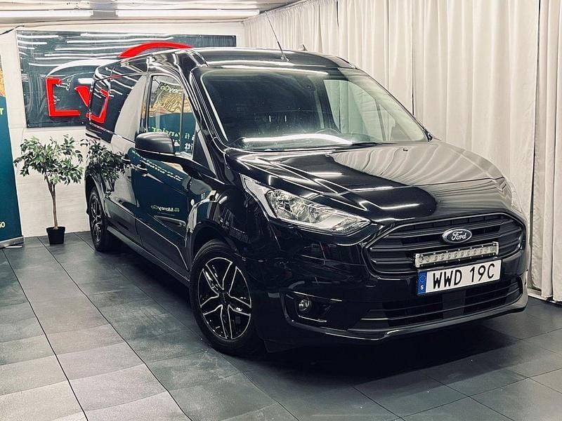Svart Begagnad 2021 Ford Transit Van | 164 900 kr (Marknadspris) - Bild 1/4