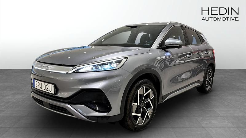 Grå Begagnad 2023 BYD Atto 3 Comfort SUV | 289 900 kr (Marknadspris) - Bild 1/4