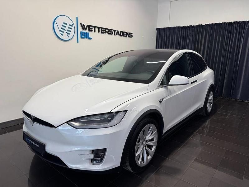 Begagnad Tesla Model X 244 kW (333 HK) 2017 Vit SUV