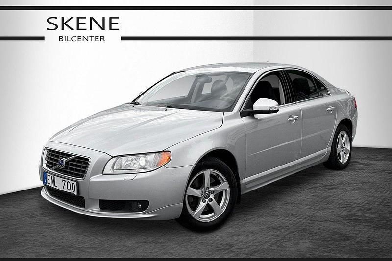 Ljusgrå Begagnad 2007 Volvo S80 Momentum Sedan | 64 500 kr (Marknadspris) - Bild 1/4