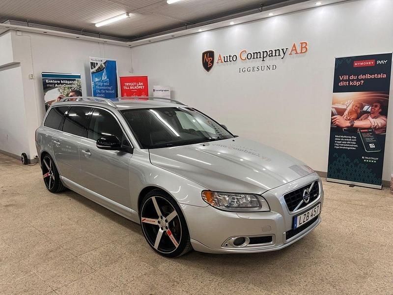 Ljusgrå (grå) Begagnad 2012 Volvo V70 Summum Kombi | 94 900 kr (Marknadspris) - Bild 1/4